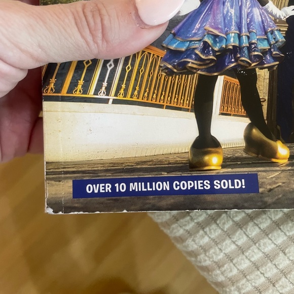 Birnbaum’s Disney World Guidebook 2022 - Picture 6 of 6